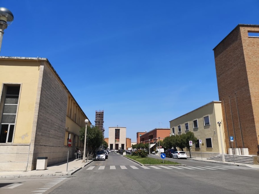 chiesa sabaudia 2.jpg