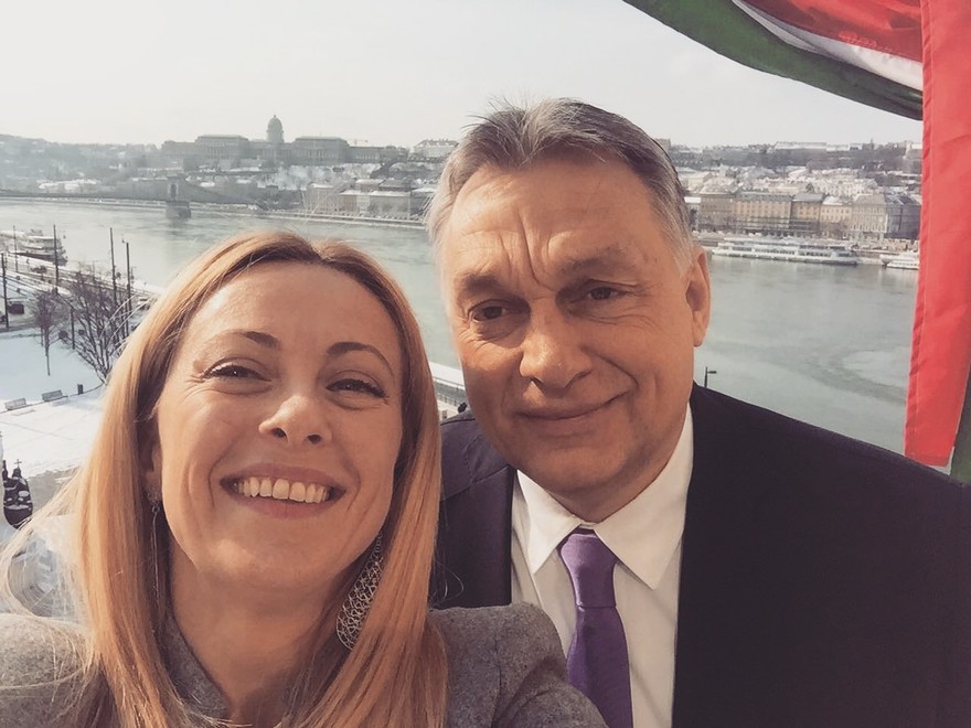 meloni orban.jpeg
