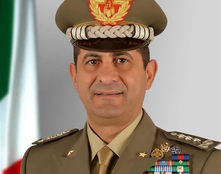  'Un italiano', un libro dialogo tra Figliuolo e Severgnini