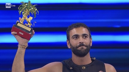 Marco Mengoni trionfa a Sanremo