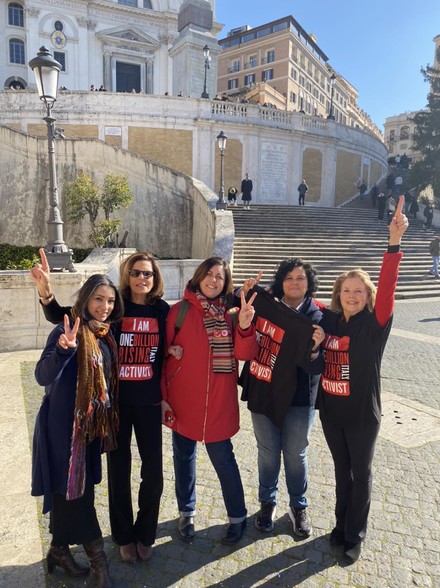 One Billion Rising, a Roma Flash mob contro la violenza in Iran 