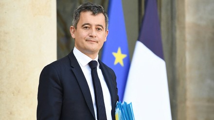 Il  ministro francese Darmanin, ancora tu