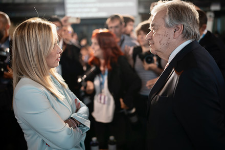 Il mondo pronto a precipitare nel caos