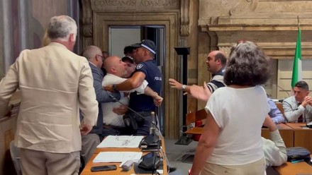 A Terni la politica rispecchia la commedia dell&rsquo;arte