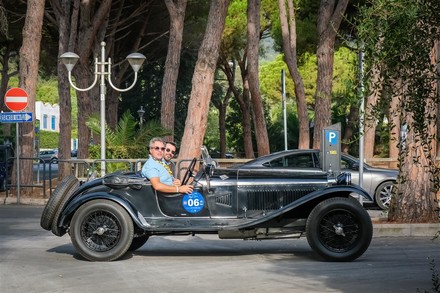 Un  tour nei borghi di Latina con auto d'epoca