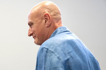 Indagine su richieste di "mettere a tacere" Travaglio e Lucarelli