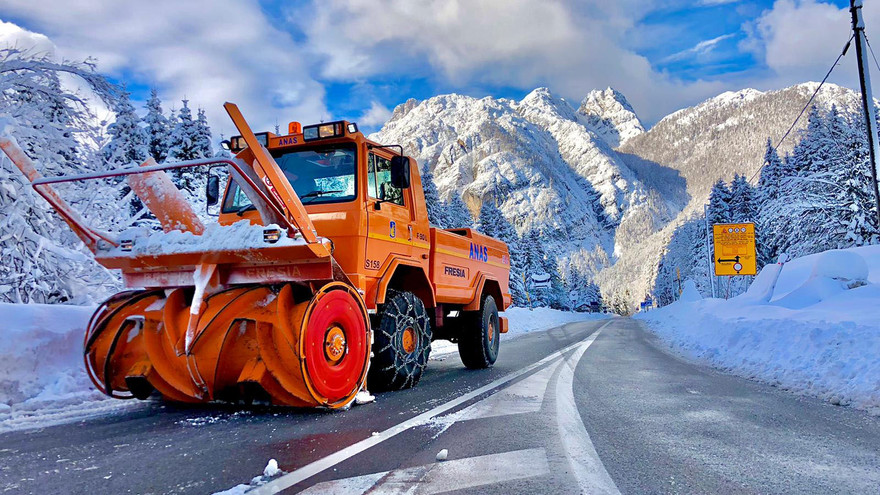 Anas Piano neve - SS 54 km 82 Passo Predil.jpg