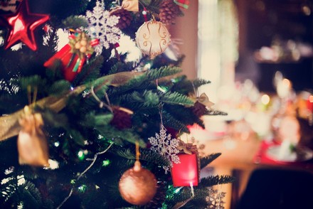 Sarà un caro Natale, aumenti anche del 300%