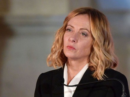 Migranti, oggi vertice su Albania per gli hotspot