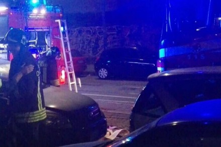 Incendio in appartamento a Roma, morta una donna