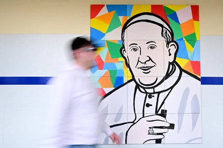 Papa Francesco pare stabilizzato, notte tranquilla