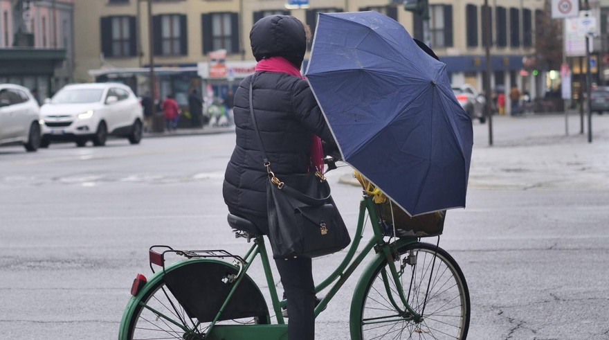 maltempo_bicicletta_meteo25_ipa.jpeg