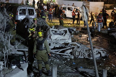 Iran: 5 morti e 87 feriti in bombardamento su centro Israele