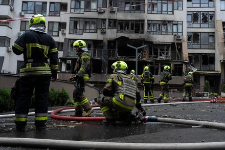 Ucraina, nuovi attacchi russi con droni e missili su Kiev