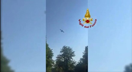 Incendio sul Vesuvio, impegnati 80 vigili del fuoco e 4 Canadair