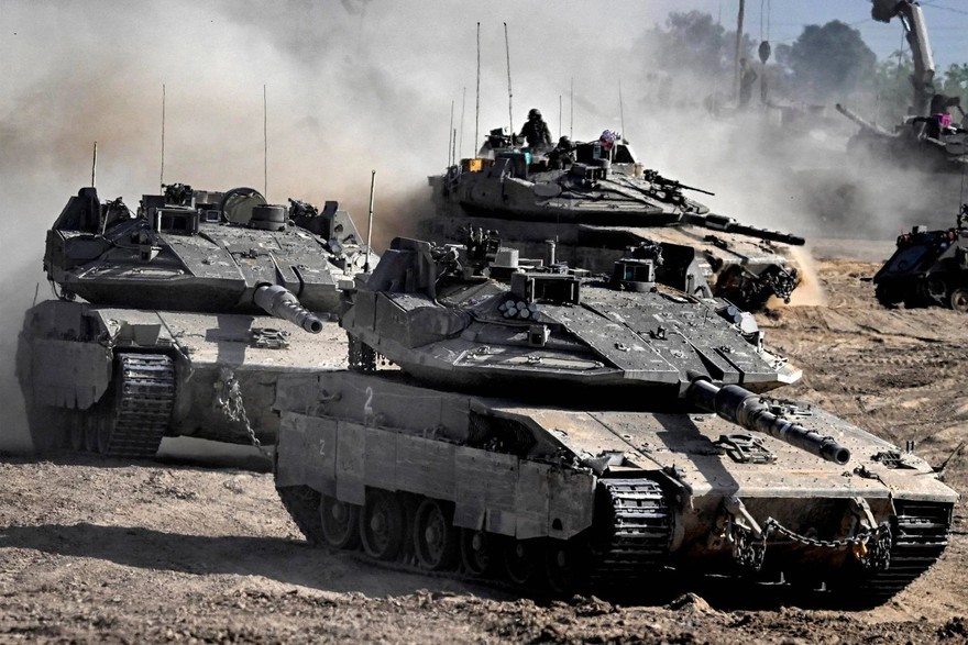 israele_tank_confine_gaza_afp.jpg